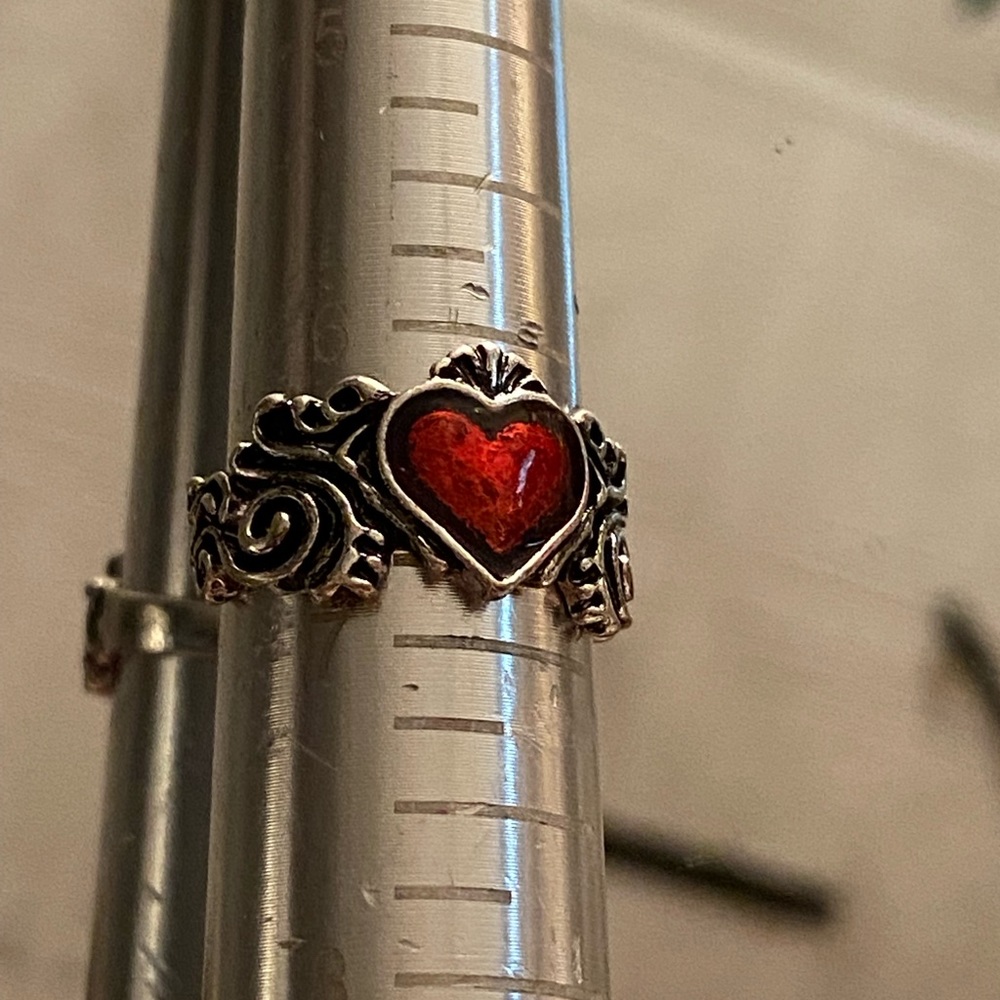 Silver Red Heart Ring - Picture 3 of 3